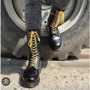 NIB Dr Martens 1914 Smooth Leather Tall Boots Black 8 with Yellow & Black Laces